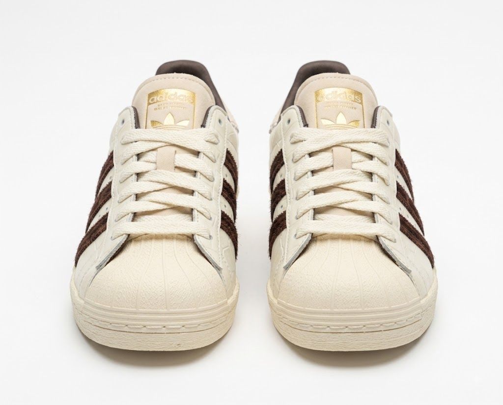 BROWN STRIPE SUPERSTAR image 2