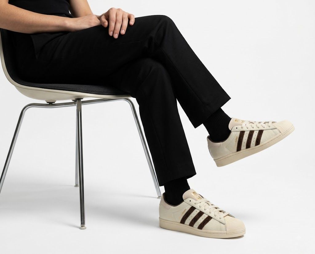 BROWN STRIPE SUPERSTAR